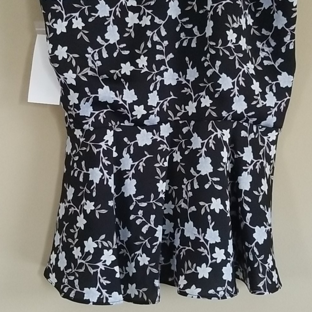 1.State Romantic Vines Floral Print Sleeveless Top - Picture 14 of 15